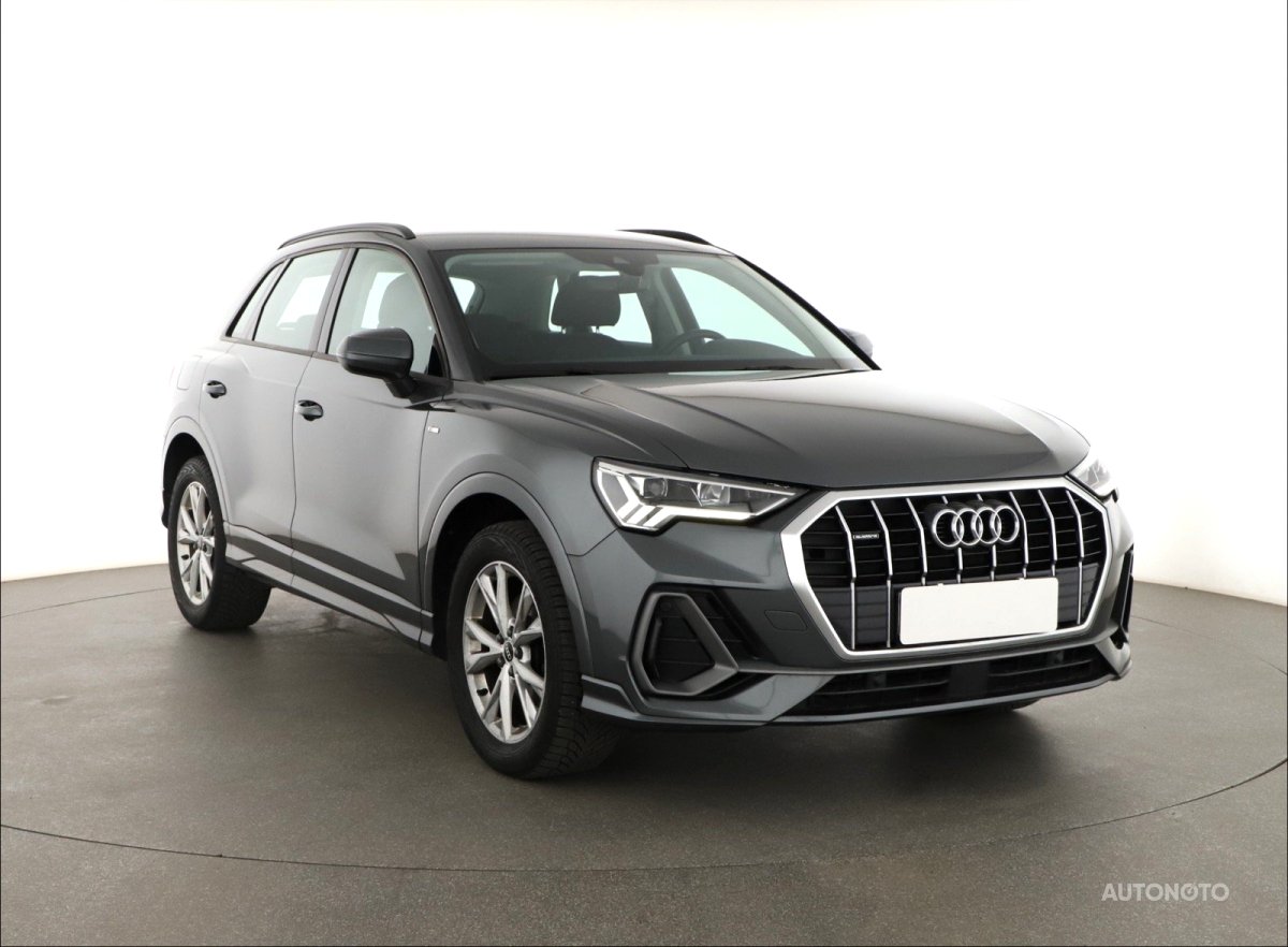 Audi Q3, 2021 - celkový pohled
