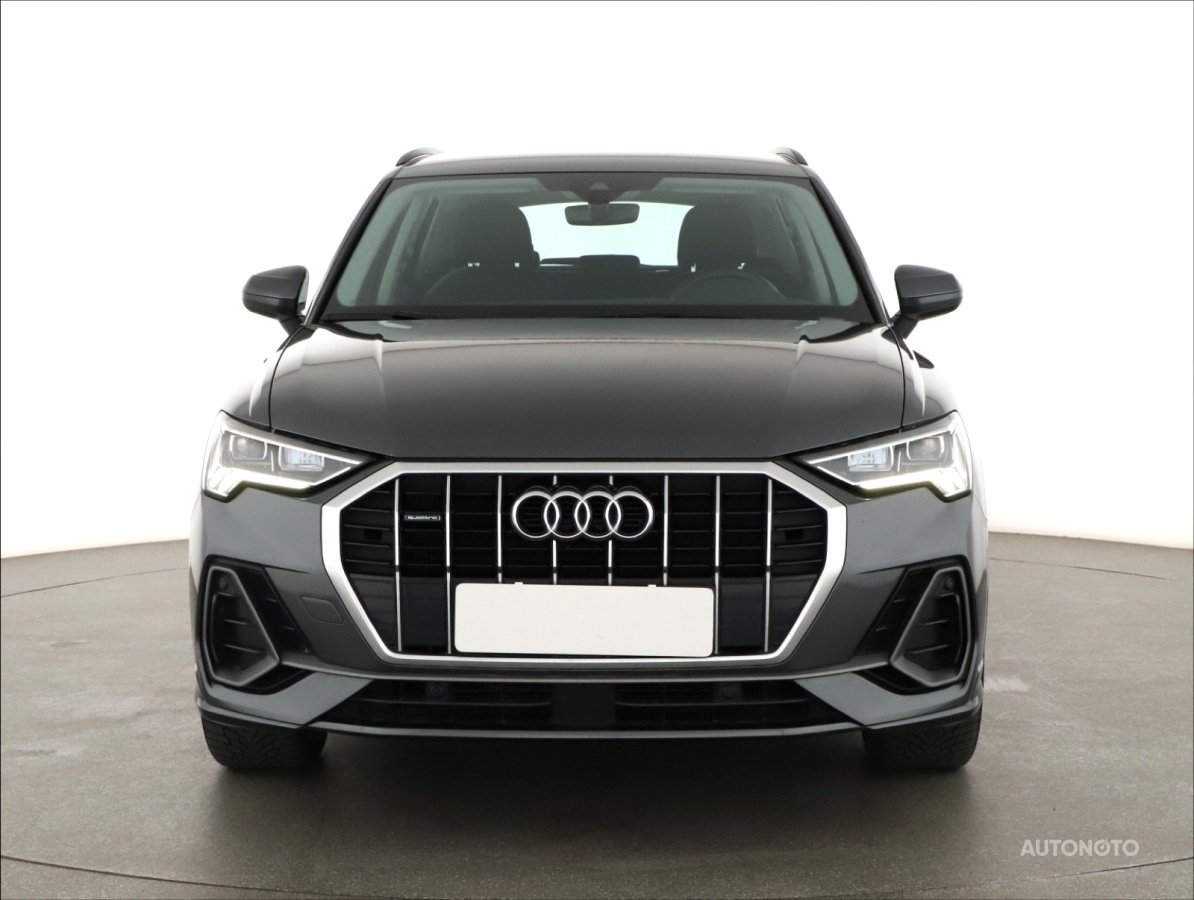 Audi Q3, 2021 - pohled č. 2