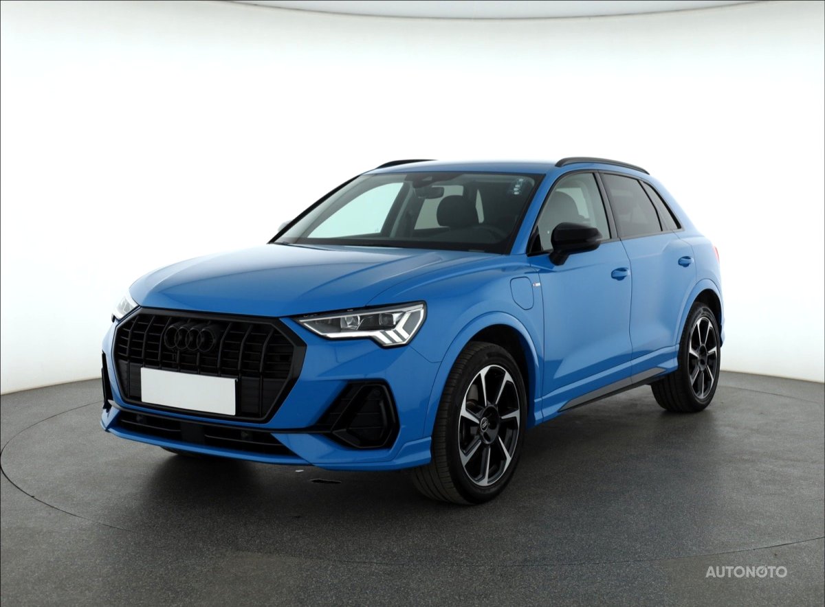 Audi Q3, 2021 - pohled č. 3