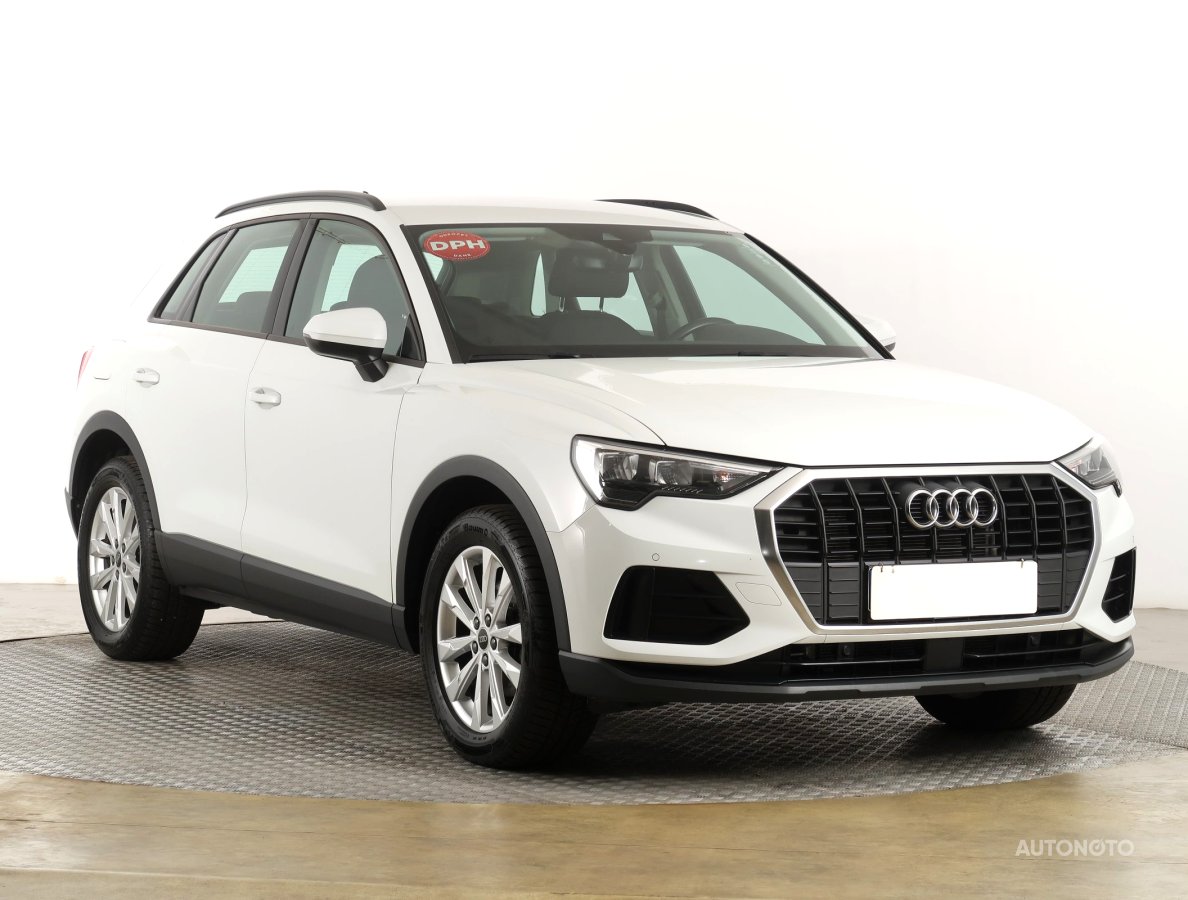 Audi Q3, 2023 - celkový pohled