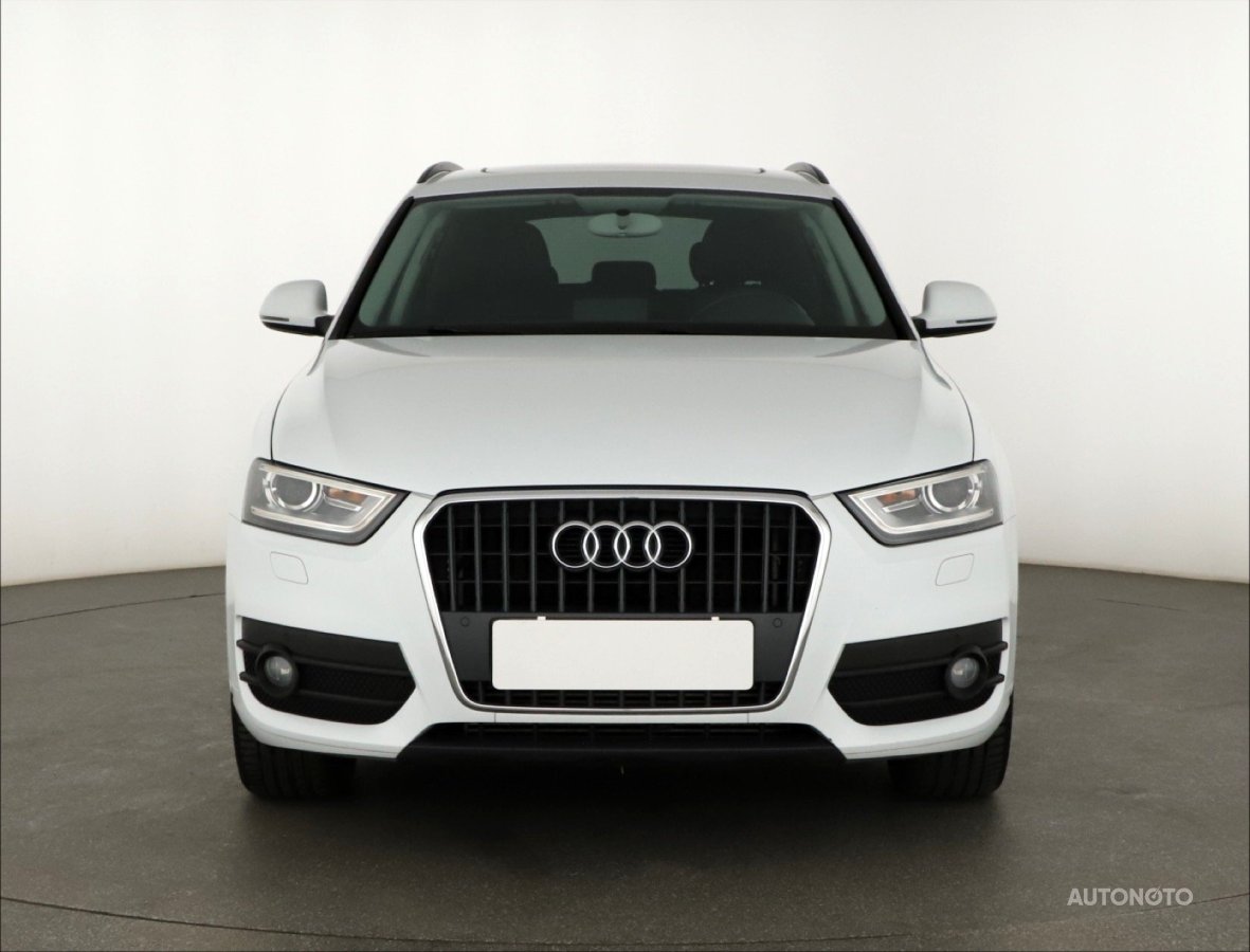 Audi Q3, 2012 - pohled č. 2