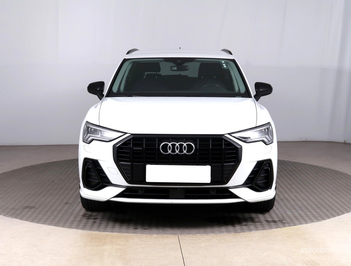 Audi Q3, 2019 - pohled č. 2