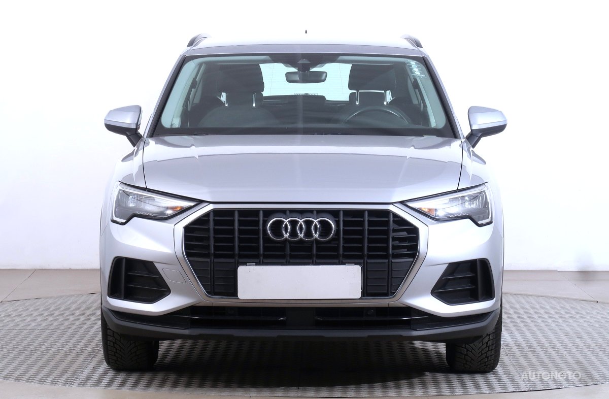Audi Q3, 2022 - pohled č. 2