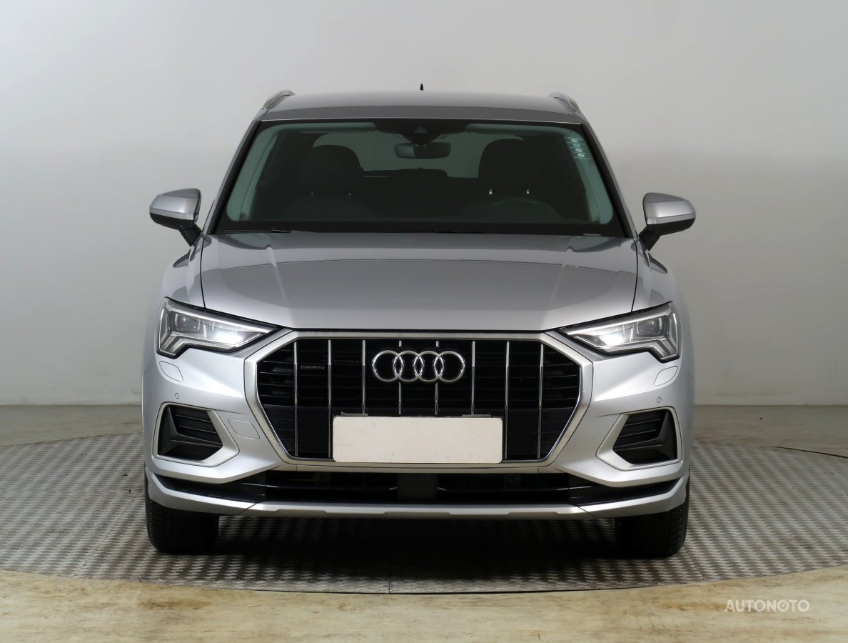 Audi Q3, 2019 - pohled č. 2