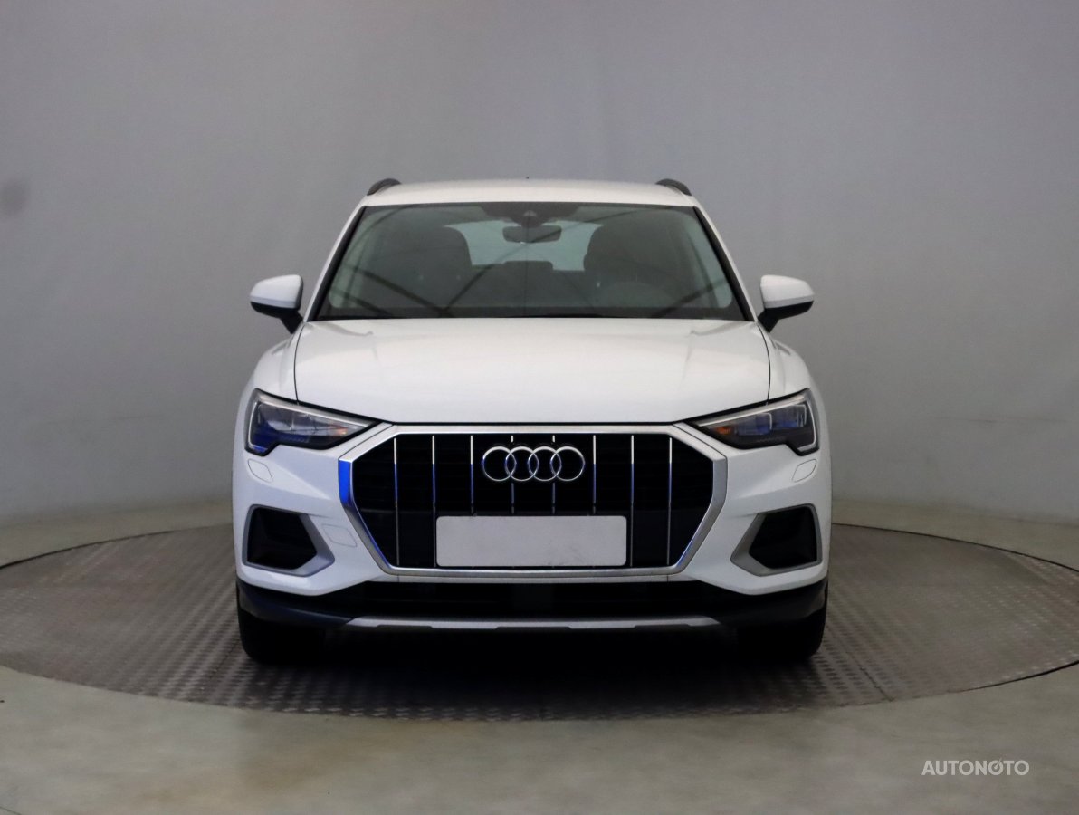 Audi Q3, 2019 - pohled č. 2