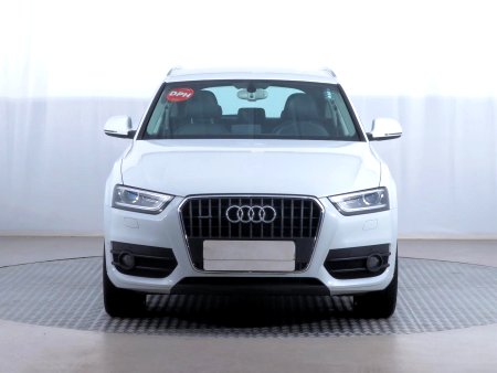 Audi Q3, 2012 - pohled č. 2