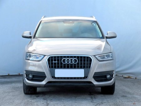 Audi Q3, 2012 - pohled č. 2