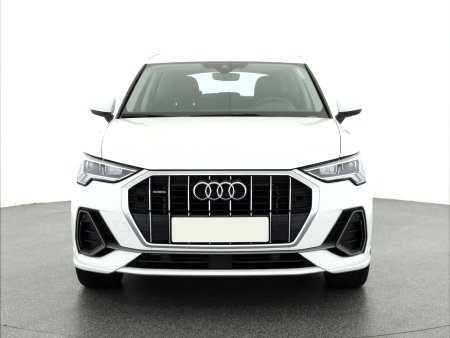 Audi Q3, 2020 - pohled č. 2