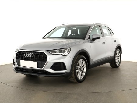 Audi Q3, 2023 - pohled č. 3