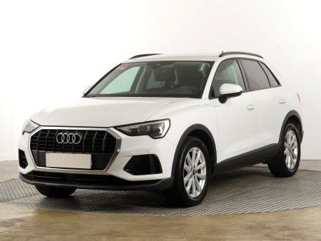 Audi Q3, 2022 - pohled č. 3