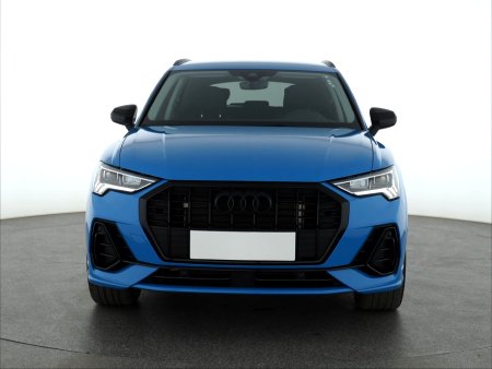 Audi Q3, 2021 - pohled č. 2