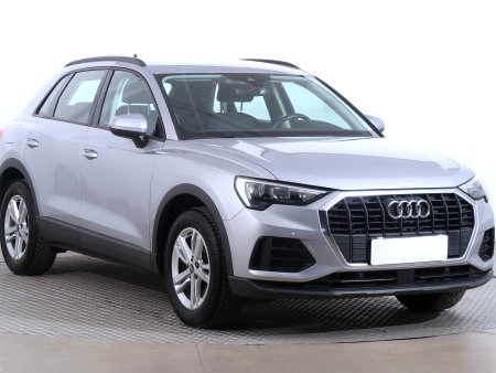 Audi Q3, 2022