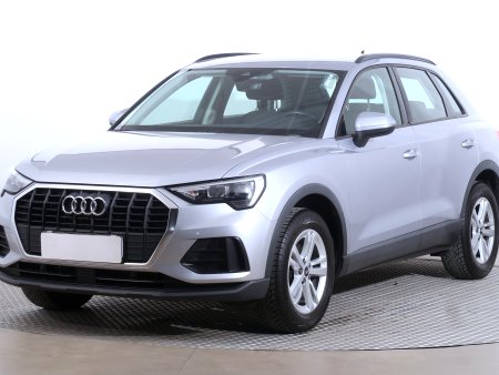 Audi Q3, 2022 - pohled č. 3