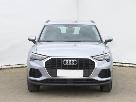 Audi Q3, 2022 - pohled č. 2