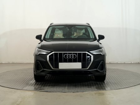 Audi Q3, 2020 - pohled č. 2