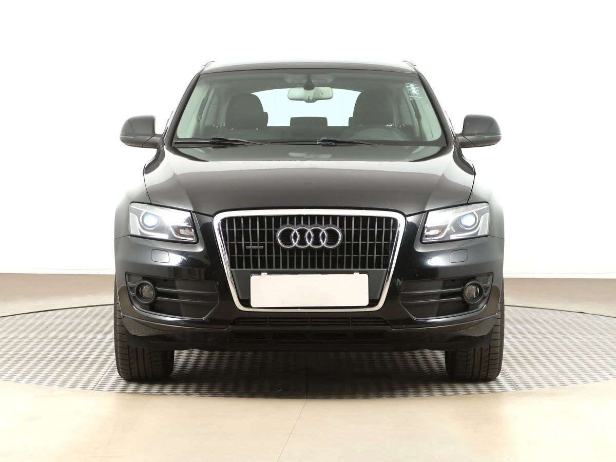Audi Q5, 2010 - pohled č. 2
