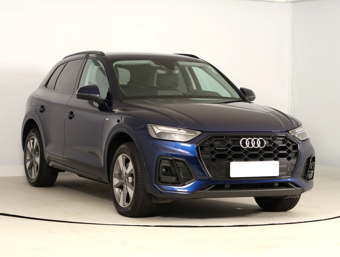 Audi Q5, 2022 - celkový pohled