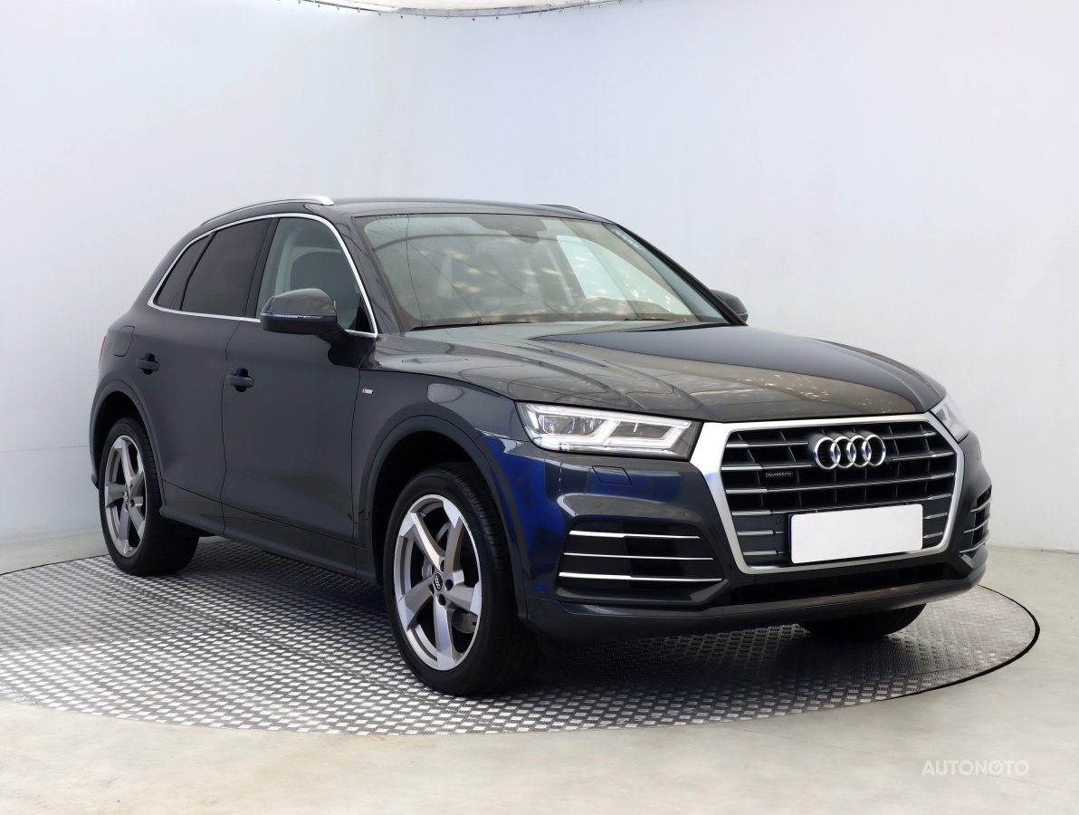 Audi Q5, 2019 - celkový pohled