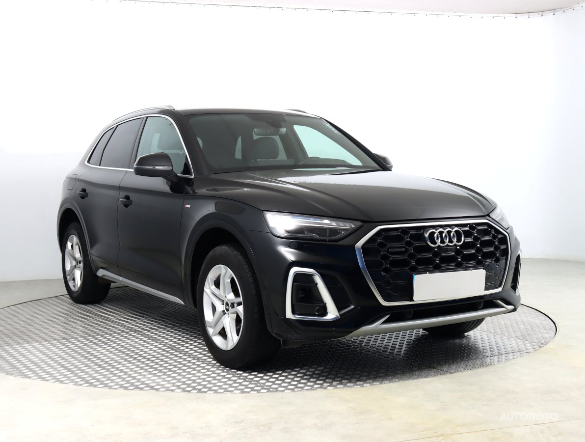 Audi Q5, 2022 - celkový pohled