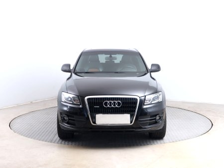 Audi Q5, 2011 - pohled č. 2