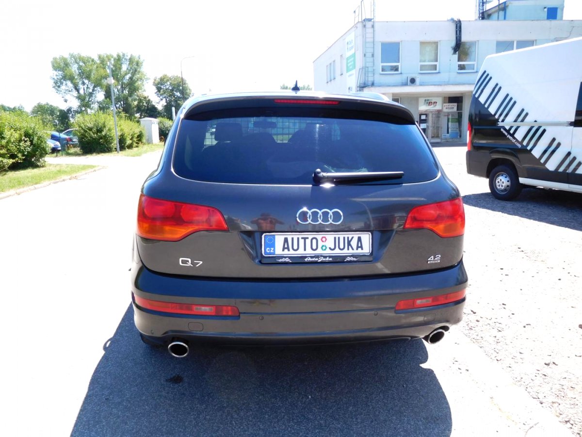 Audi Q7, 2006 - pohled č. 6