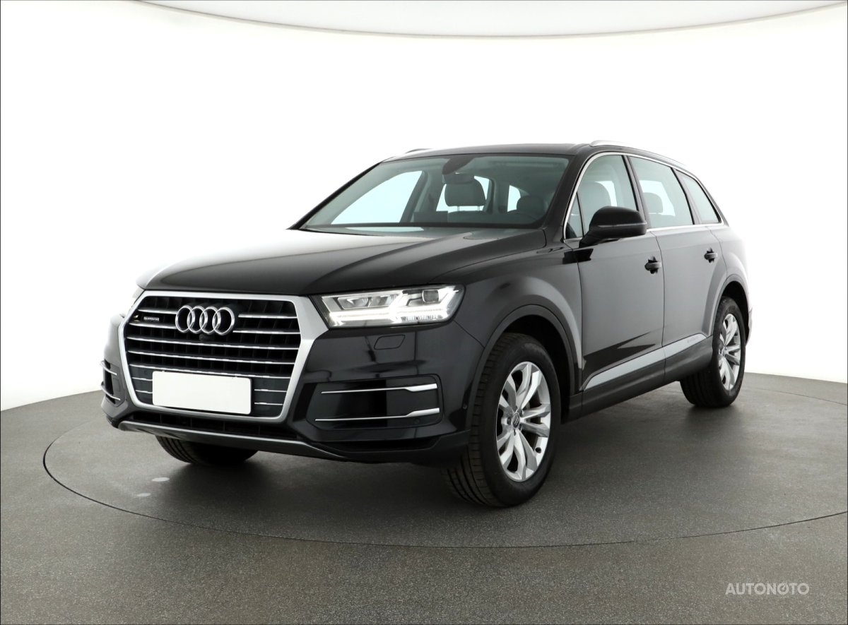 Audi Q7, 2019 - pohled č. 3