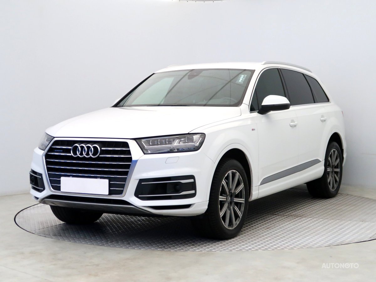 Audi Q7, 2019 - pohled č. 3