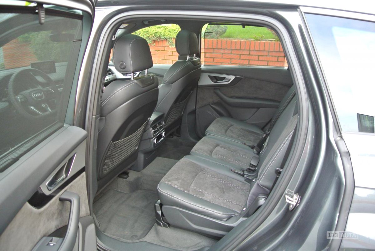 Audi Q7, 2017 - pohled č. 11