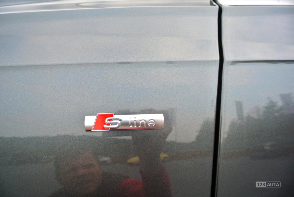 Audi Q7, 2017 - pohled č. 20