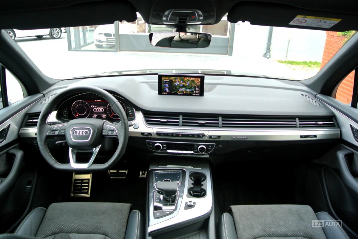 Audi Q7, 2017 - pohled č. 9