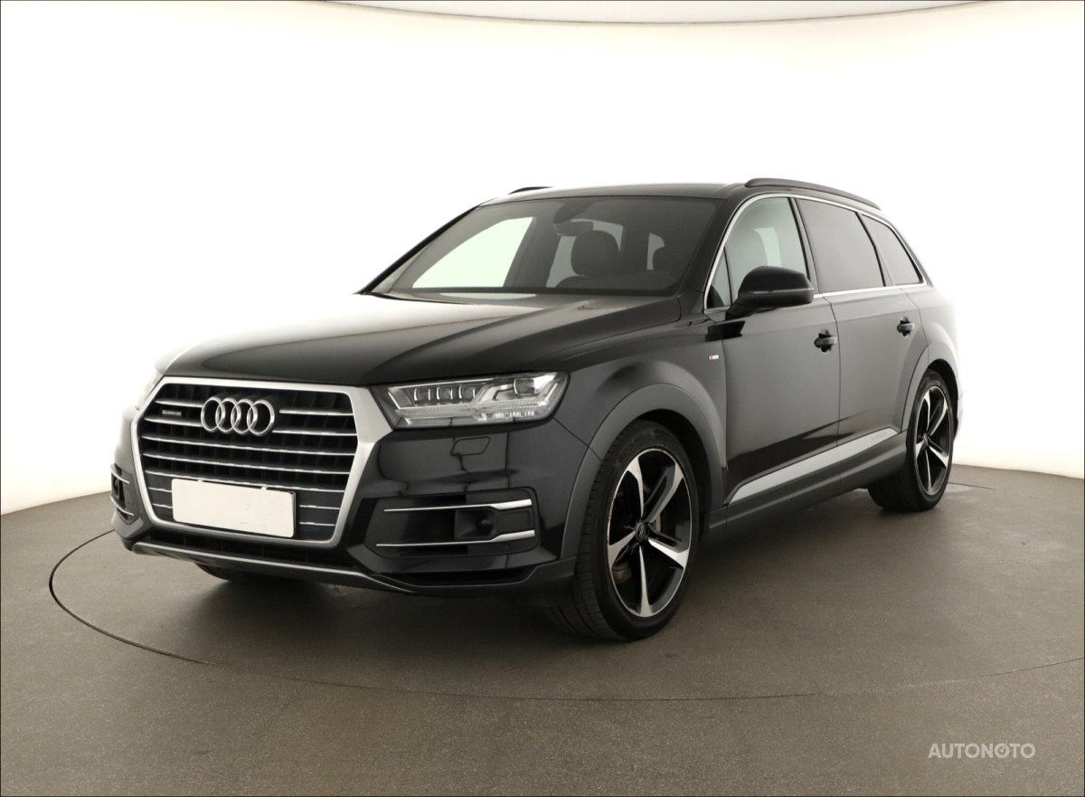Audi Q7, 2019 - pohled č. 3