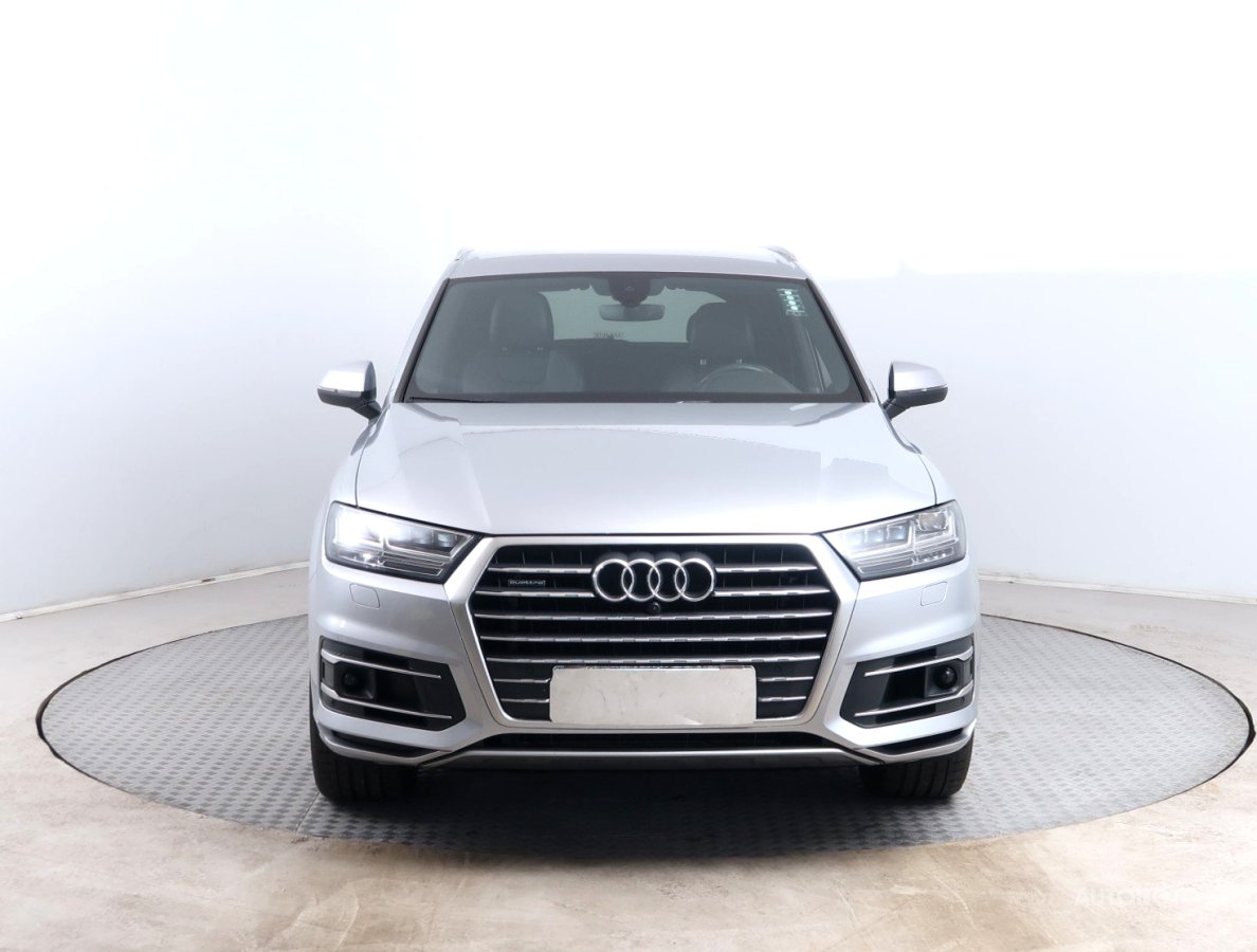 Audi Q7, 2019 - pohled č. 2