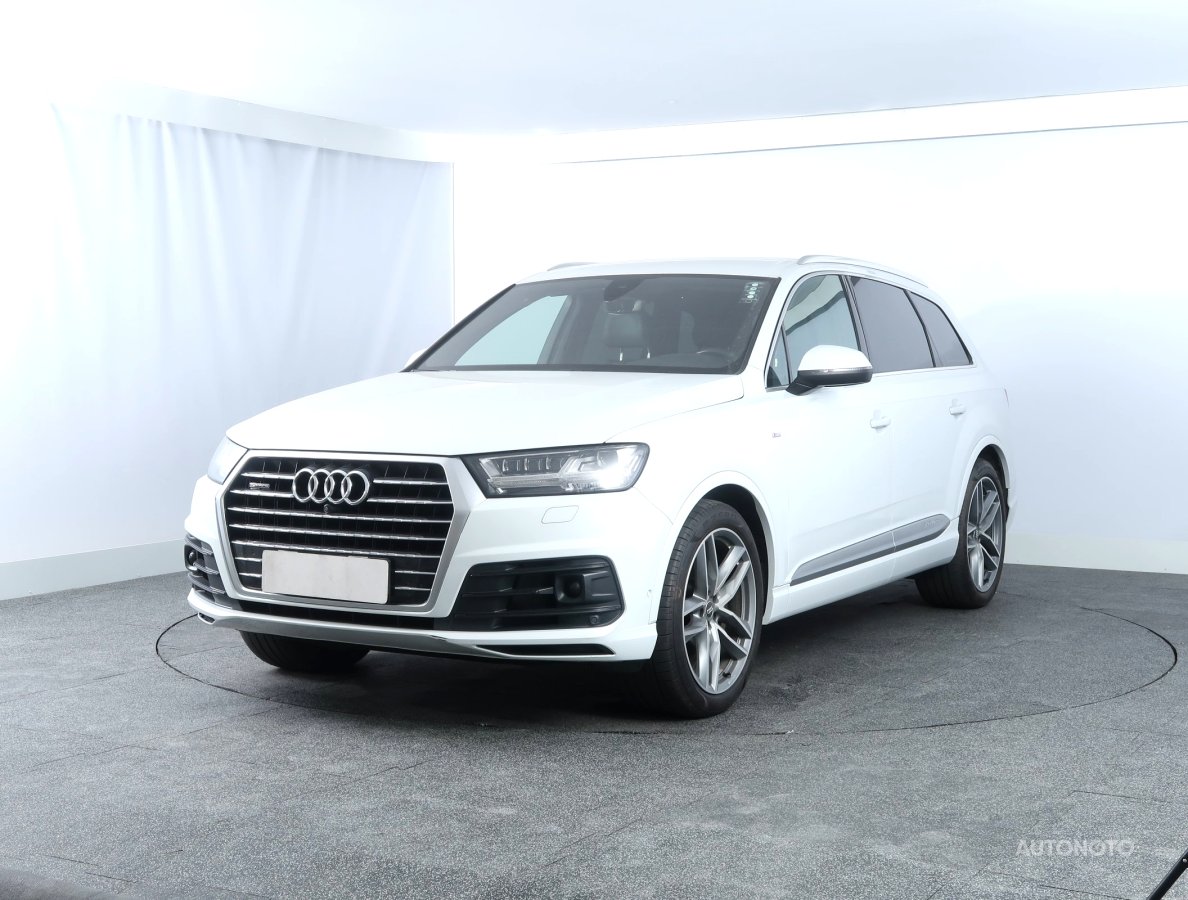 Audi Q7, 2019 - pohled č. 3