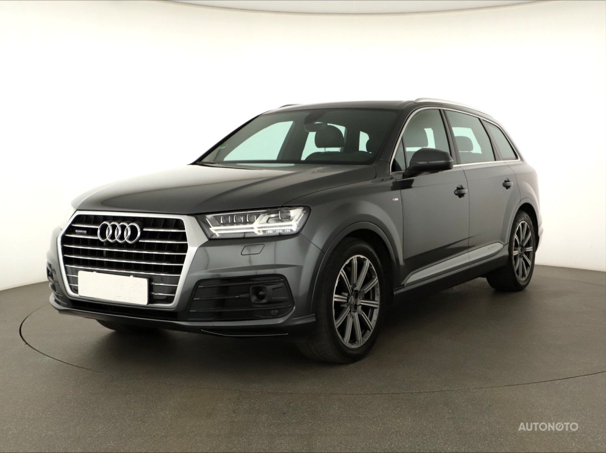 Audi Q7, 2018 - pohled č. 3