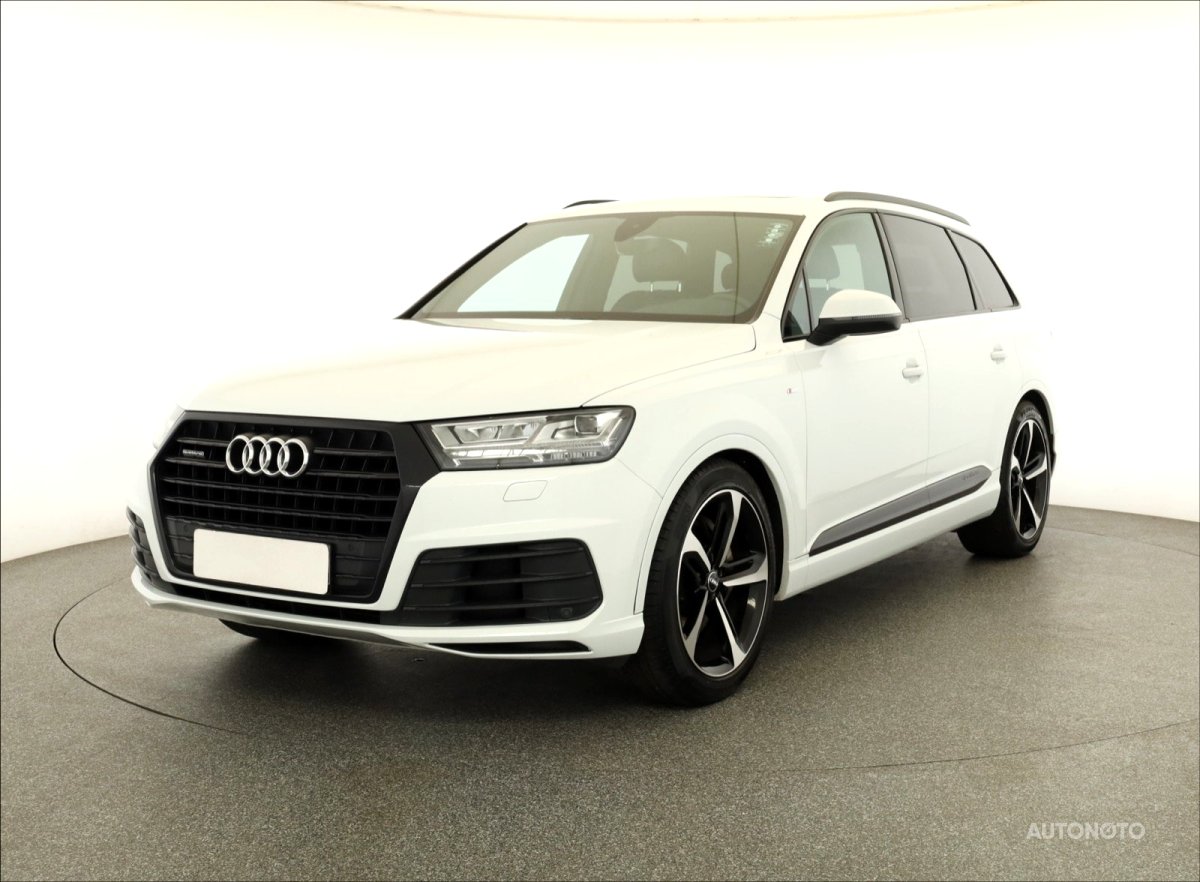 Audi Q7, 2019 - pohled č. 3