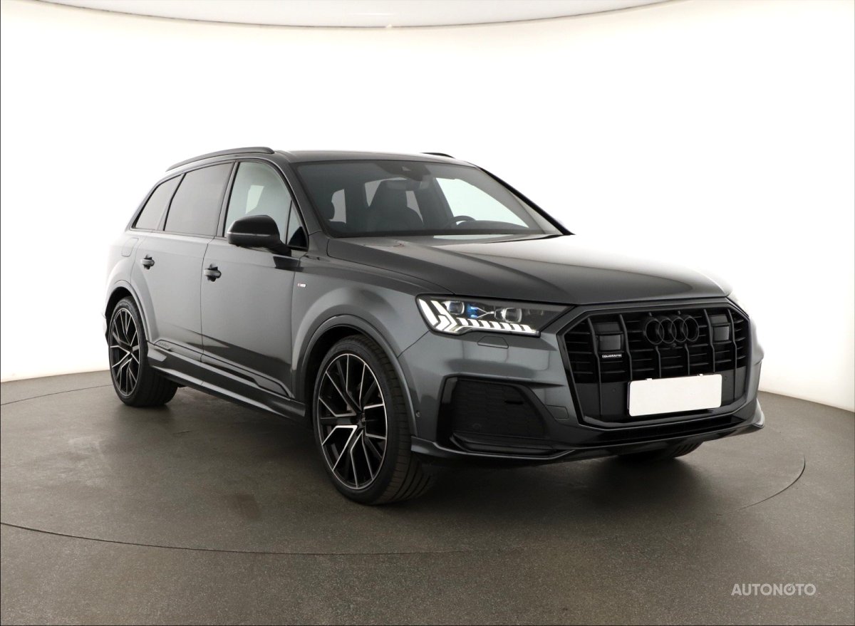 Audi Q7, 2022 - celkový pohled