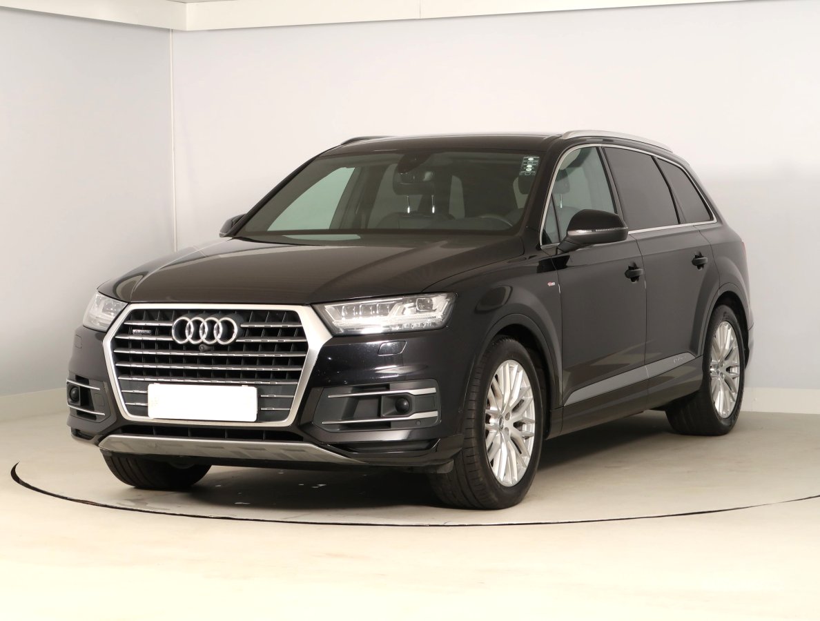 Audi Q7, 2018 - pohled č. 3