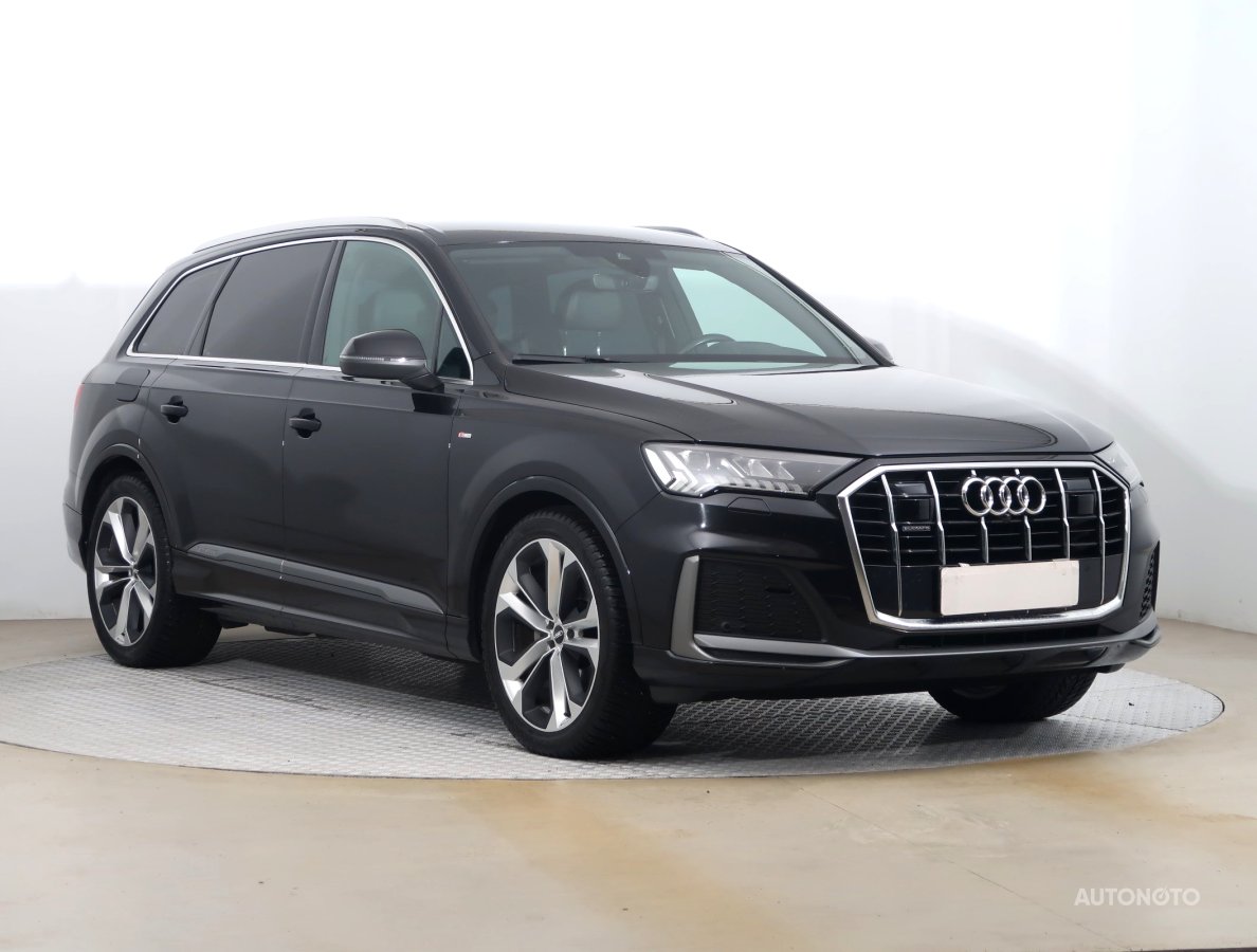 Audi Q7, 2020 - celkový pohled