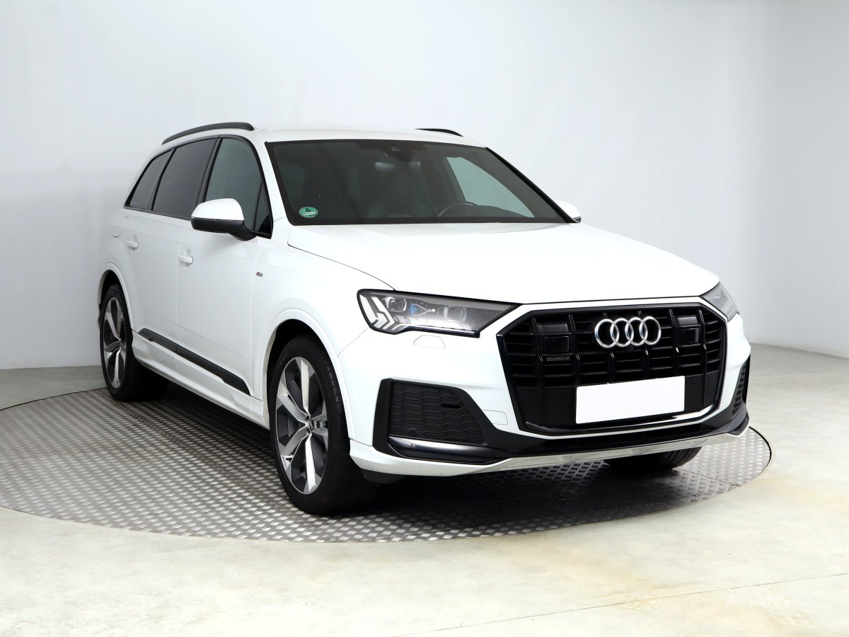 Audi Q7, 2020 - celkový pohled