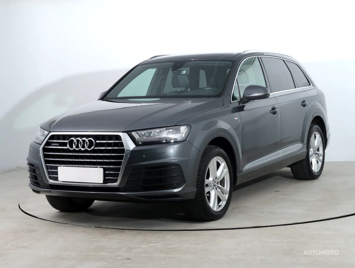 Audi Q7, 2018 - pohled č. 3
