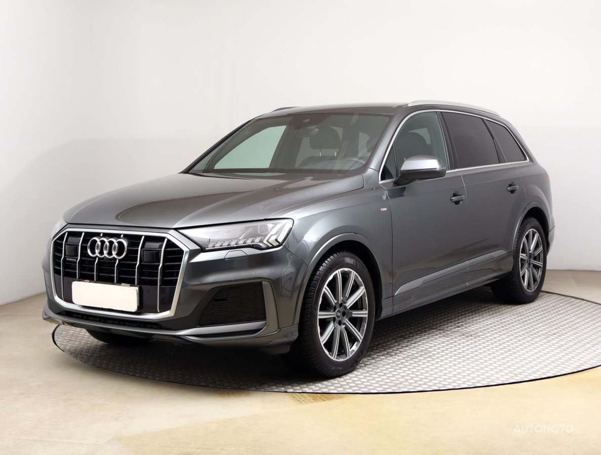 Audi Q7, 2021 - pohled č. 3