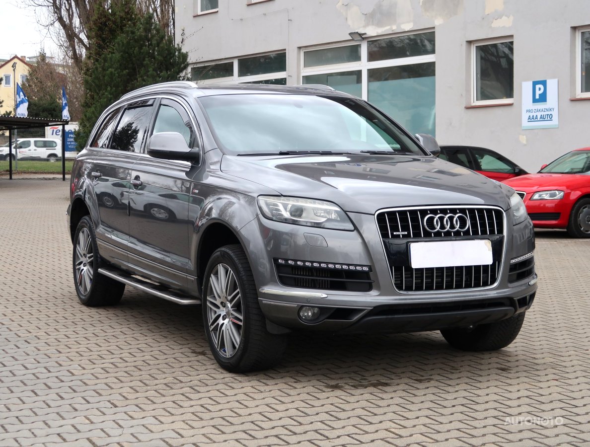 Audi Q7, 2012 - celkový pohled