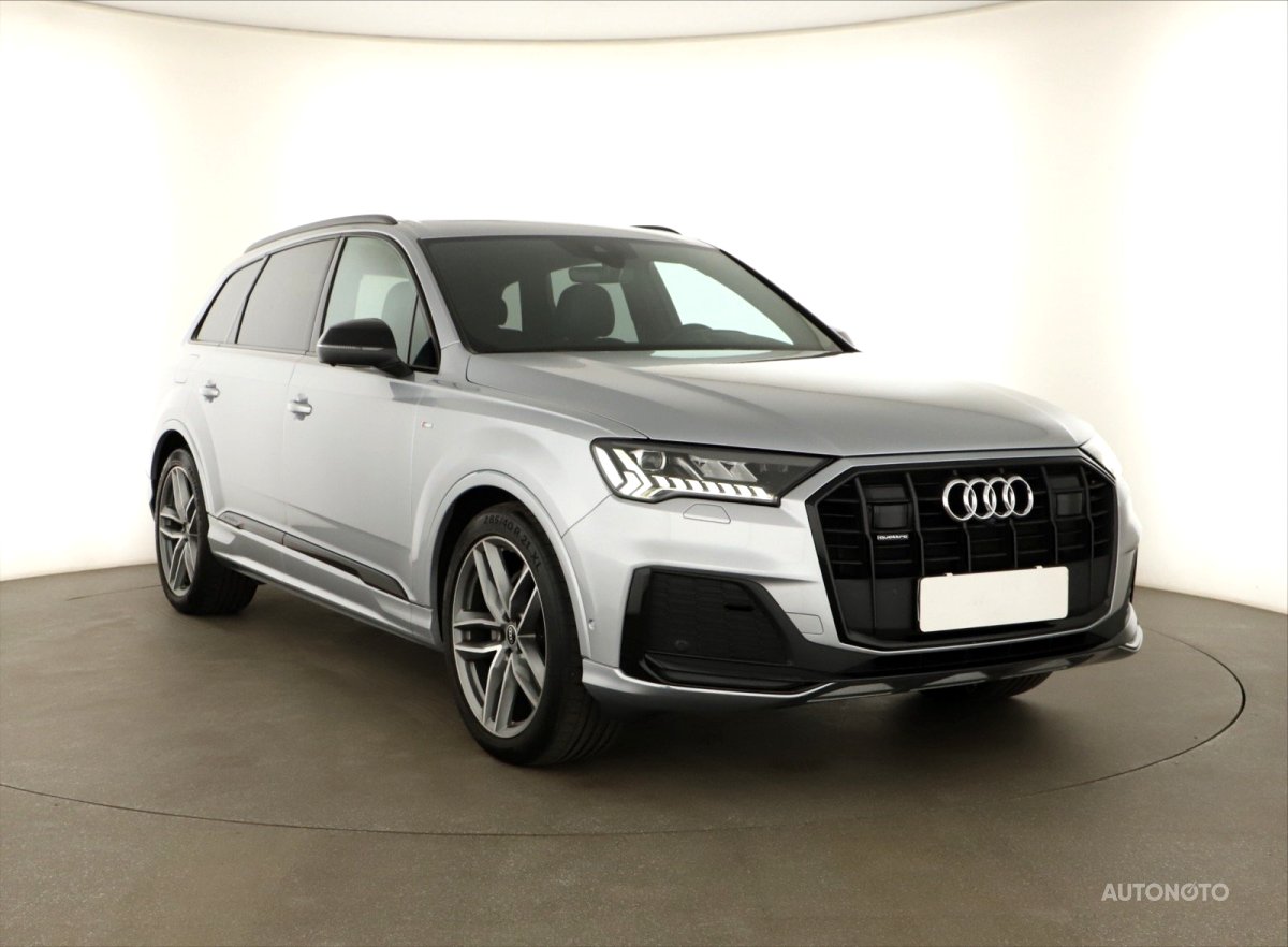 Audi Q7, 2021 - celkový pohled