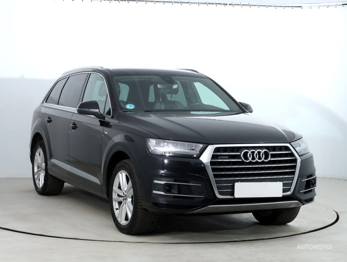 Audi Q7, 2018 - celkový pohled