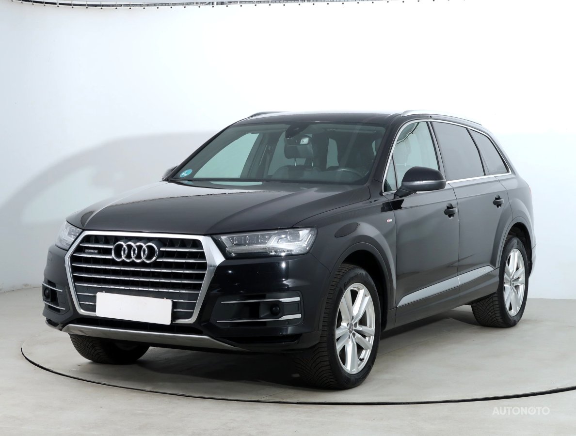 Audi Q7, 2018 - pohled č. 3