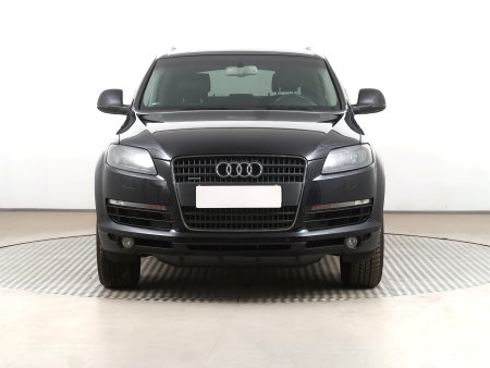 Audi Q7, 2006 - pohled č. 2