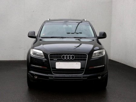 Audi Q7, 2012 - pohled č. 2