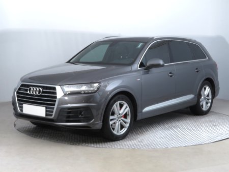 Audi Q7, 2018 - pohled č. 3