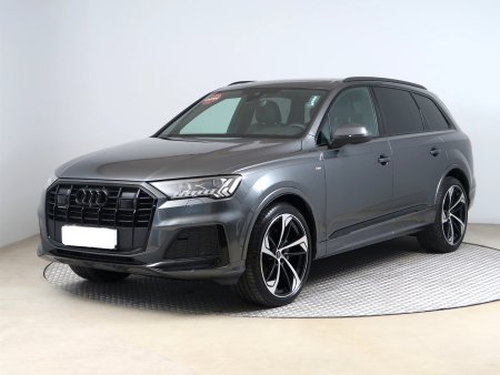 Audi Q7, 2023 - pohled č. 3