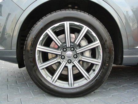 Audi Q7, 2017 - pohled č. 8